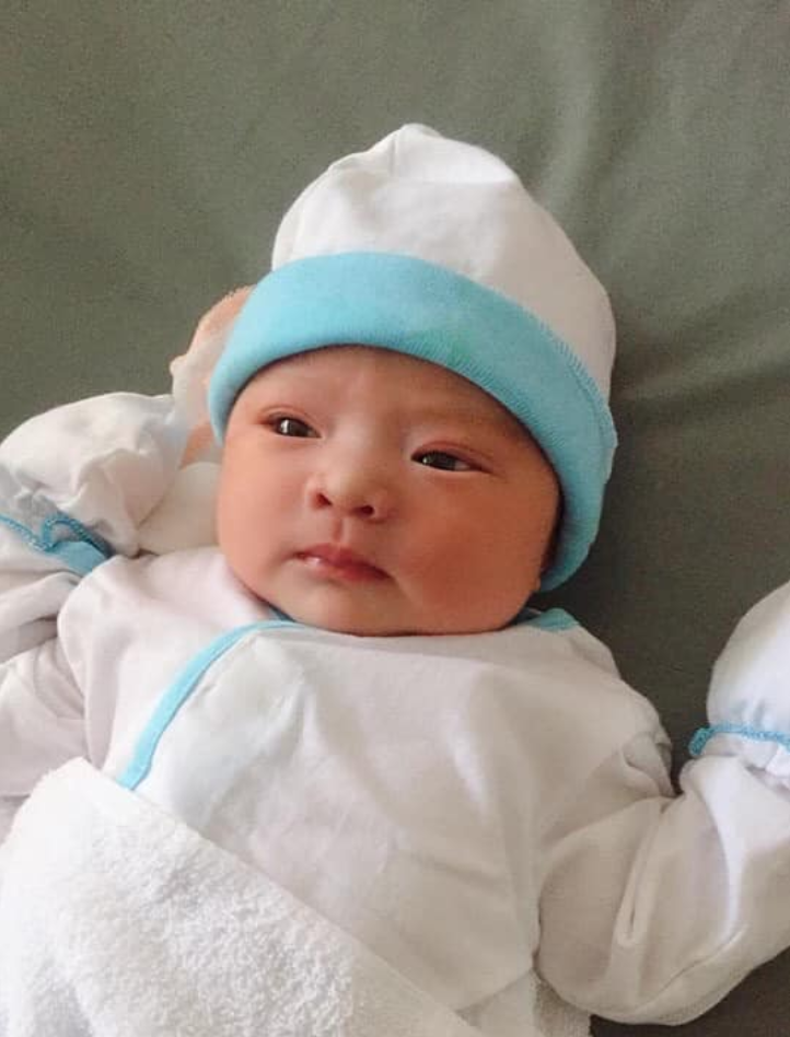 Các mom cuối tháng 3 đã sanh hết chưa. Heo nhà e được 6 ngày