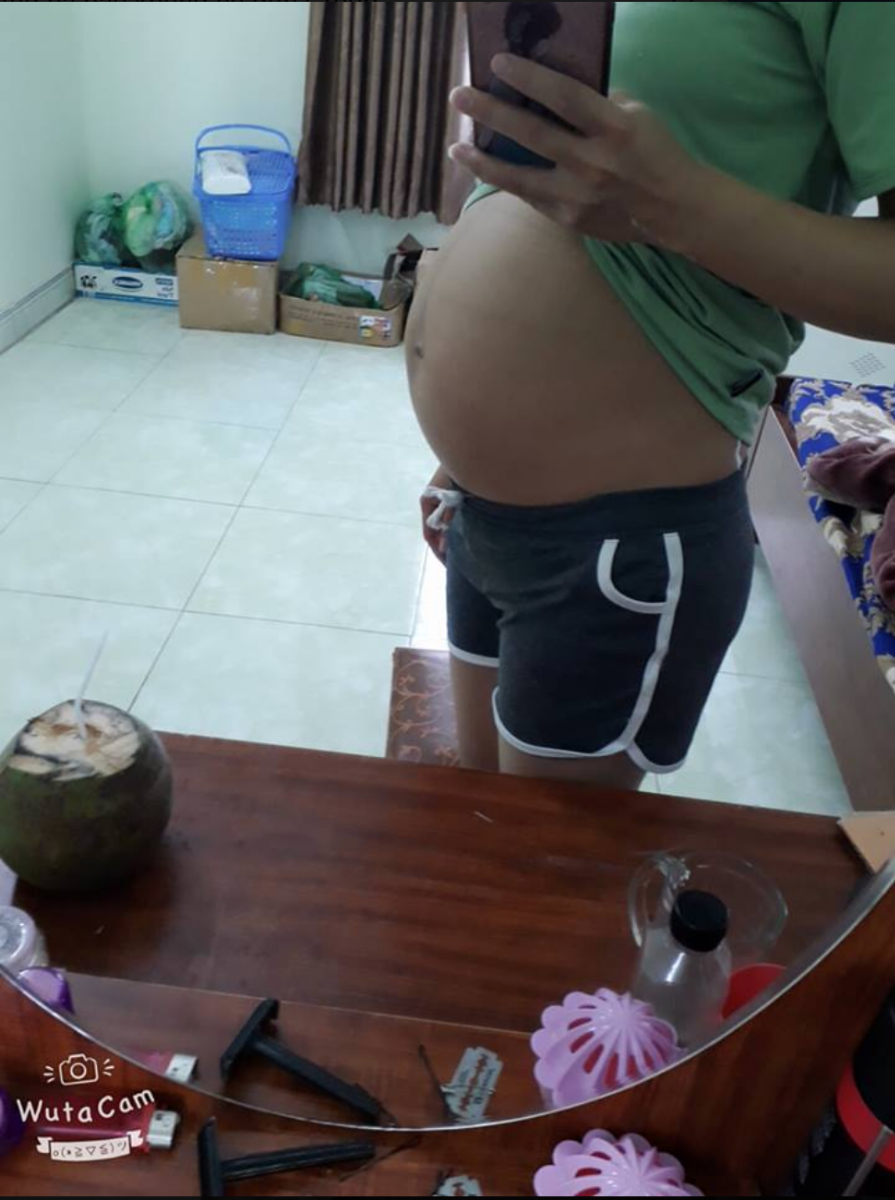 Theo các mom đoán Bụng bầu này là bụng trai hay gái ạ? 😝😝😝