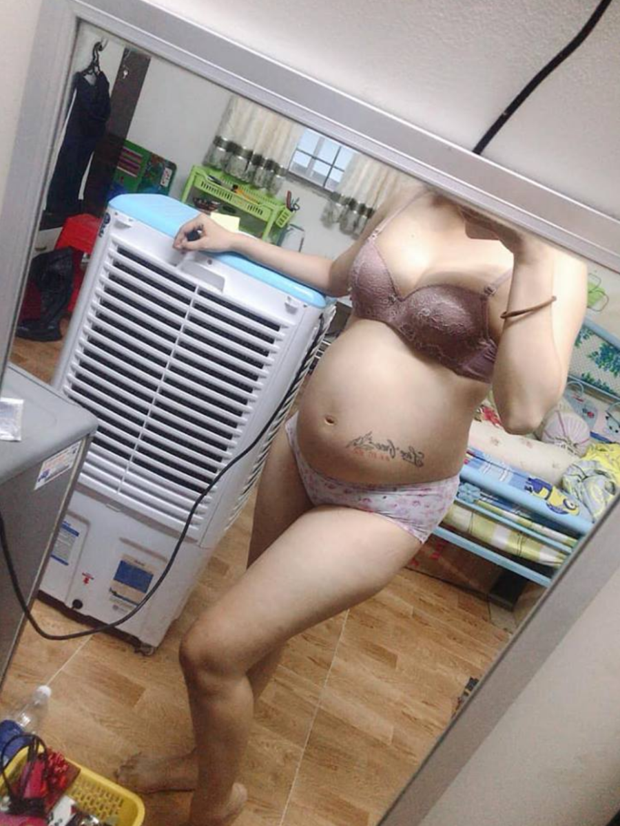 Em đc 27w rồi các mom, mà qua nay đau xương sườn bên phải quá, đau đến nổi trở mình ko đc luôn. Có ai bị như e ko 😭😭😭