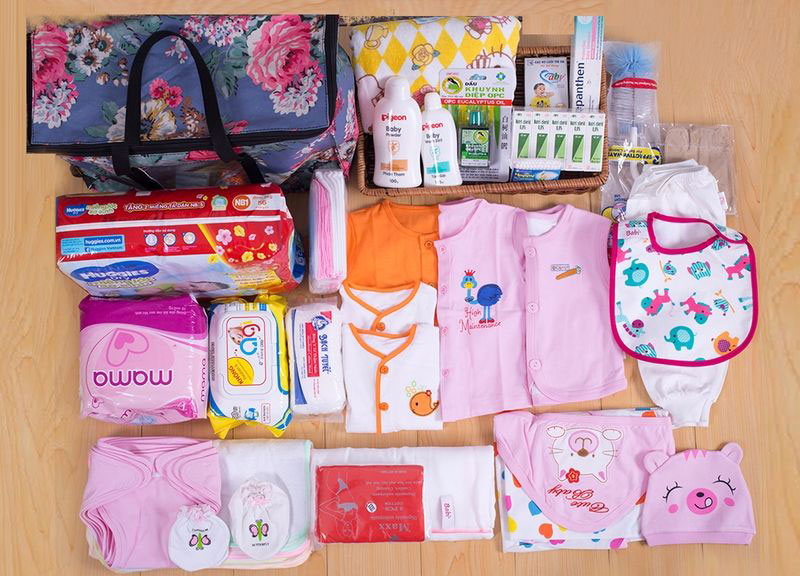 Các mom tháng 9 chuẩn bị đồ đi sanh tới đâu rồi ạ. Em định mua online trọn gói luôn. Tầm 2-3tr gì đó. 
Các mom cho e lời khuyên với ạ. 
E chẳng biết hỏi ai cả.