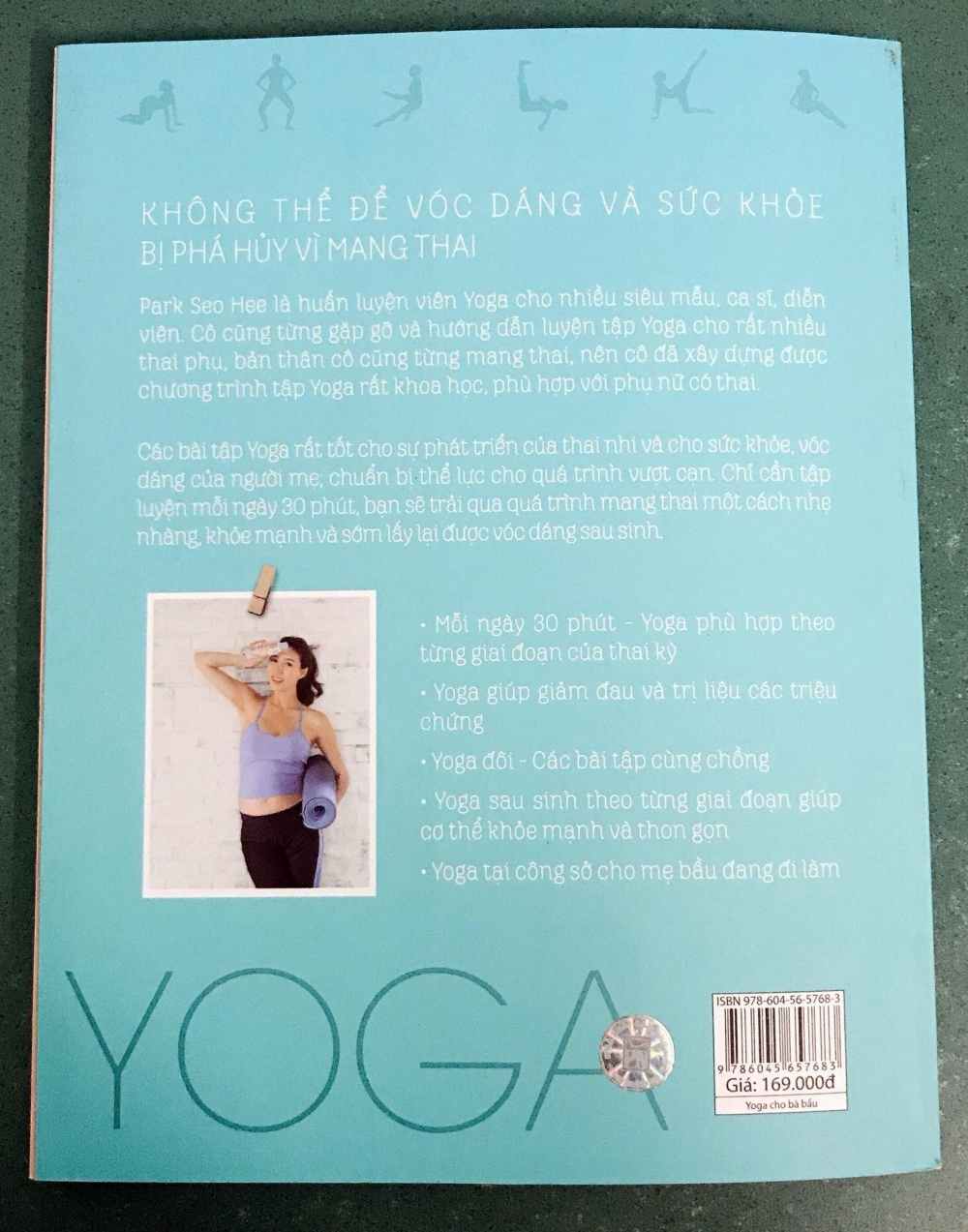 Yoga cho bà bầu: Sách hay mẹ cần đọc ngay