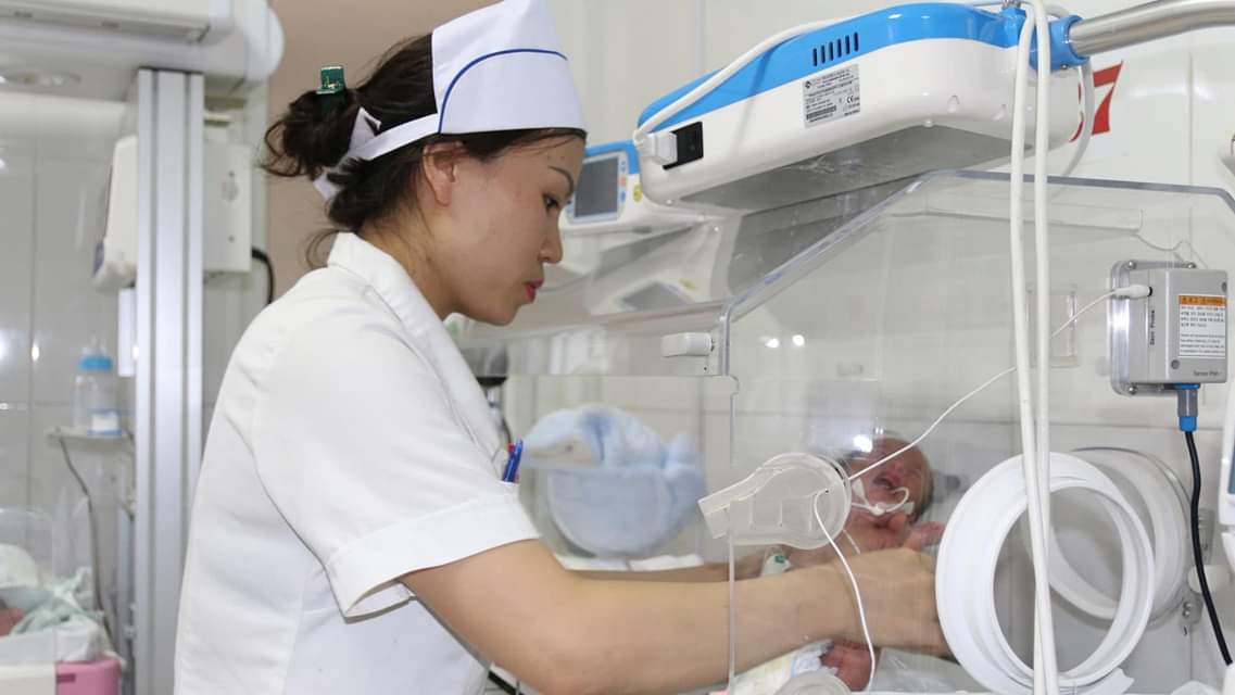 Các mẹ bầu nhà mình khoe ảnh bé khi sinh tại bệnh viện đi à, chúc các con hay ăn chóng nhớn ngoan ngoãn nghe lời và luôn yêu thương cha mẹ nhé.